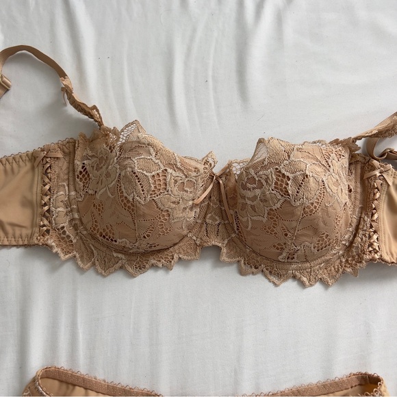 Lepel Fiore Padded Balcony Bra & Underwear Set - Picture 5 of 10